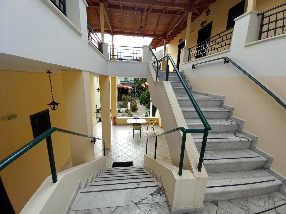 Costa-rini 2*