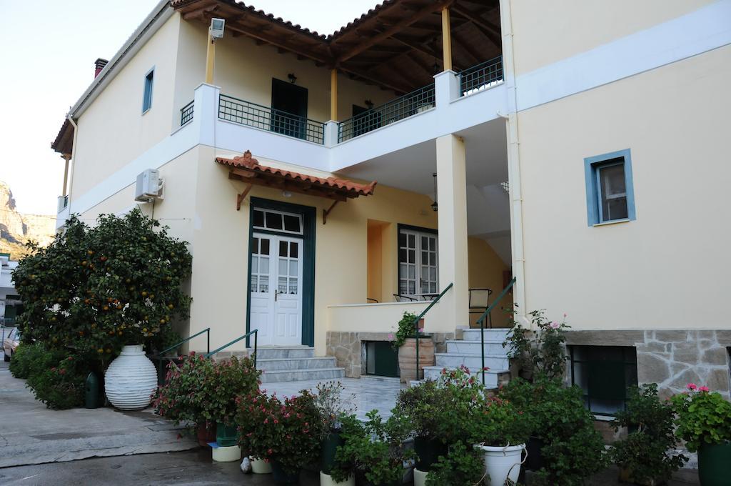 Costa-rini Aparthotel