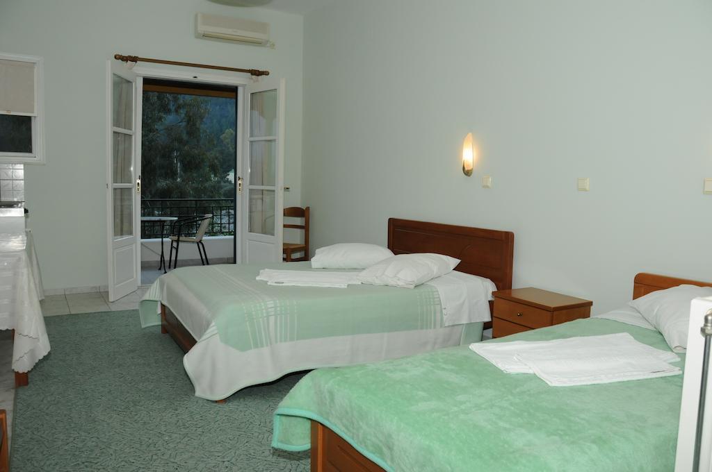 Aparthotel Costa-rini 2*