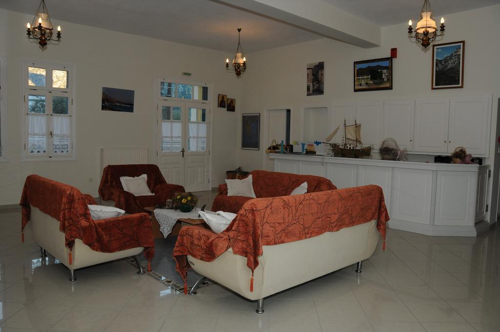 Aparthotel Costa-rini Leonídion
